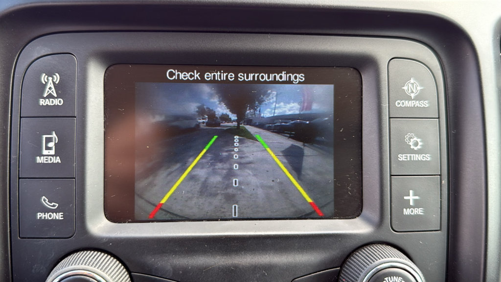 Used 2018 Jeep Cherokee Latitude FWD image 35