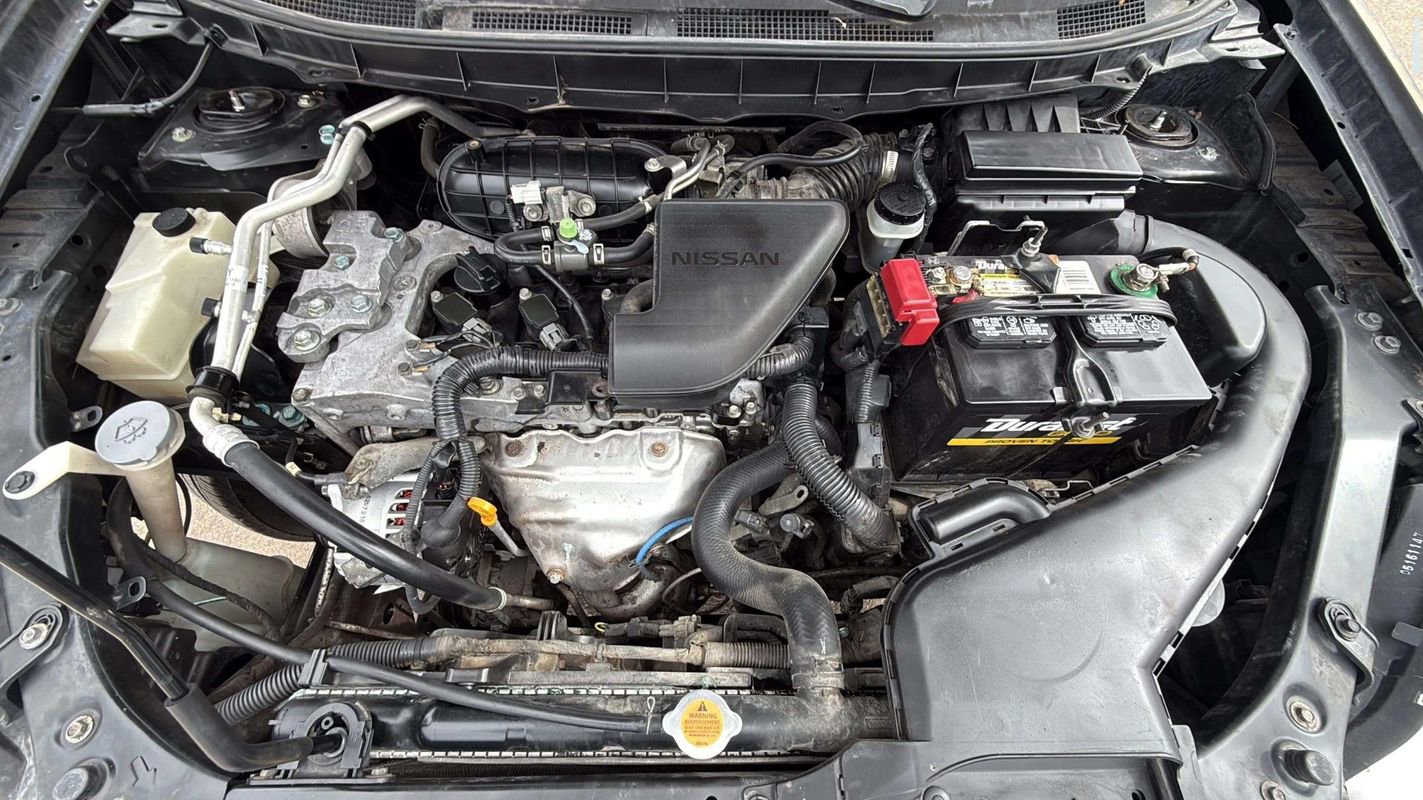 Used 2011 Nissan Rogue SV image 21