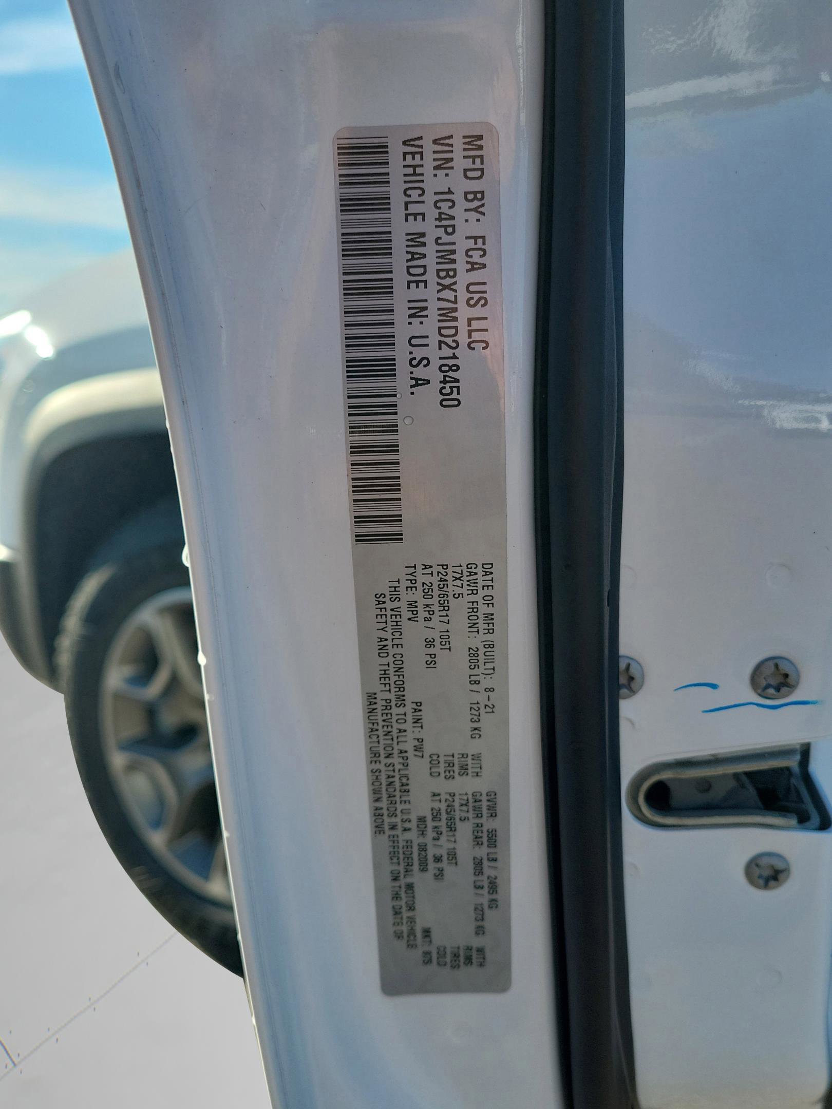 Used 2021 Jeep Cherokee Trailhawk w/ Comfort/Convenience Group image 38