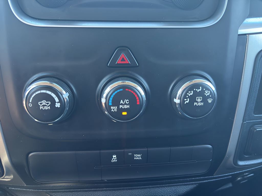 Used 2016 RAM 1500 Big Horn image 24