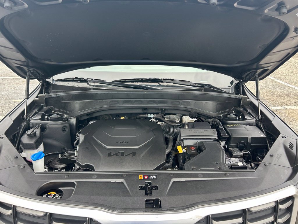 Used 2025 Kia Telluride S FWD image 18