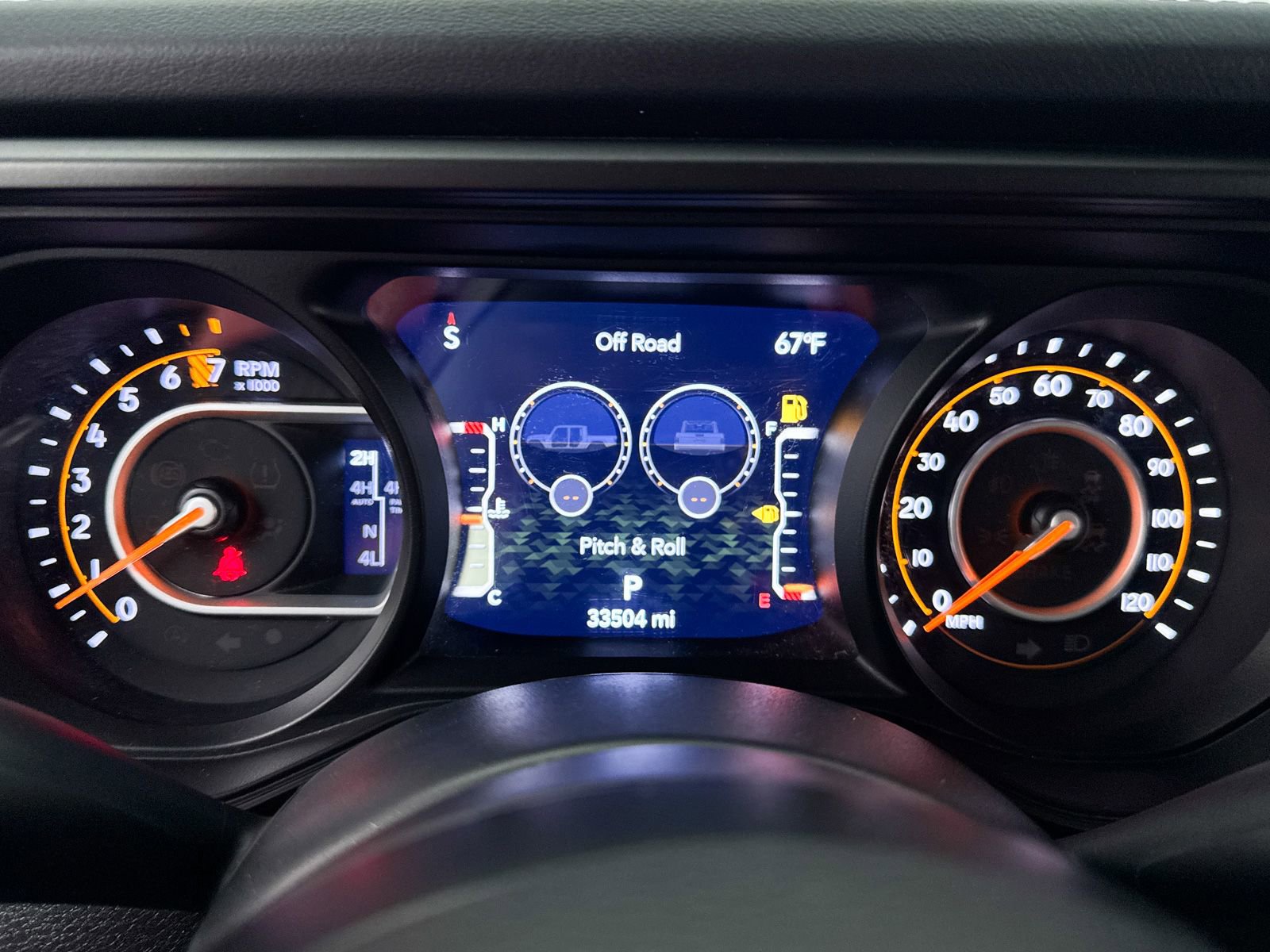 Used 2024 Jeep Gladiator Mojave AWD/4WD image 38