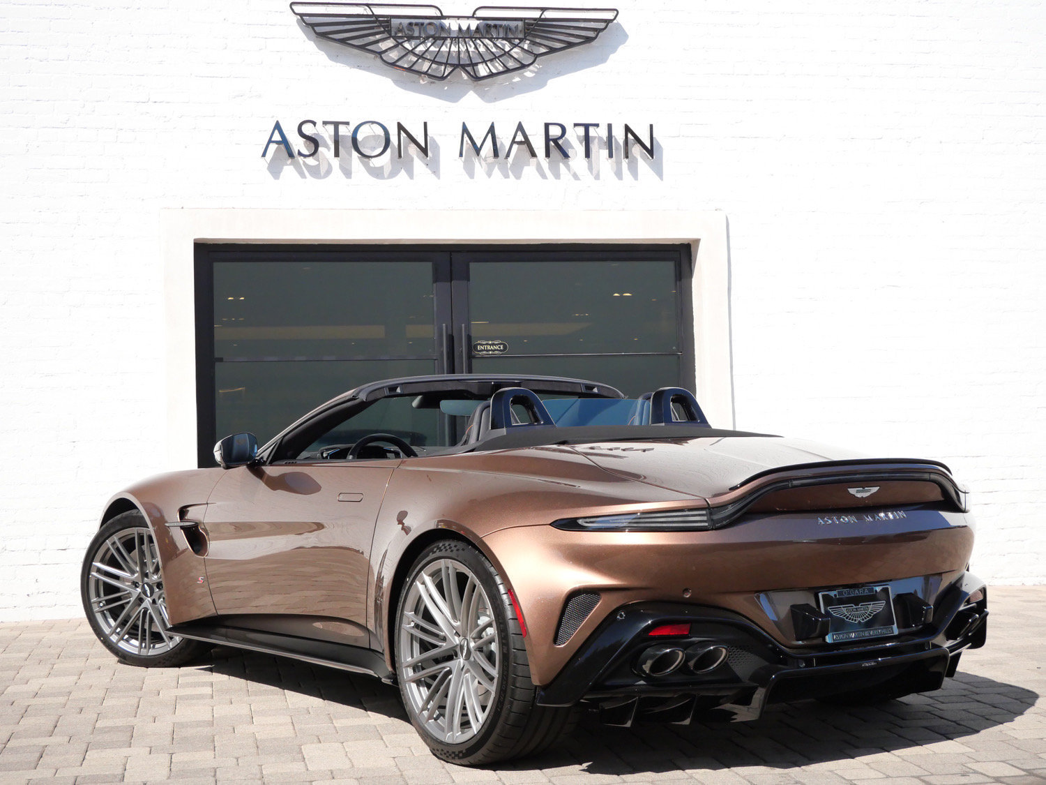 New 2026 Aston Martin V8 Vantage S RWD image 2