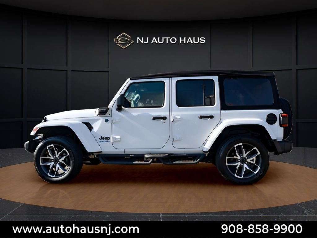 Used 2024 Jeep Wrangler Unlimited w/ Convenience Group image 5