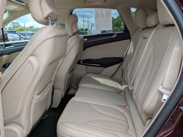 Certified 2019 Lincoln MKC Reserve w/ MKC Climate Package AWD/4WD image 14