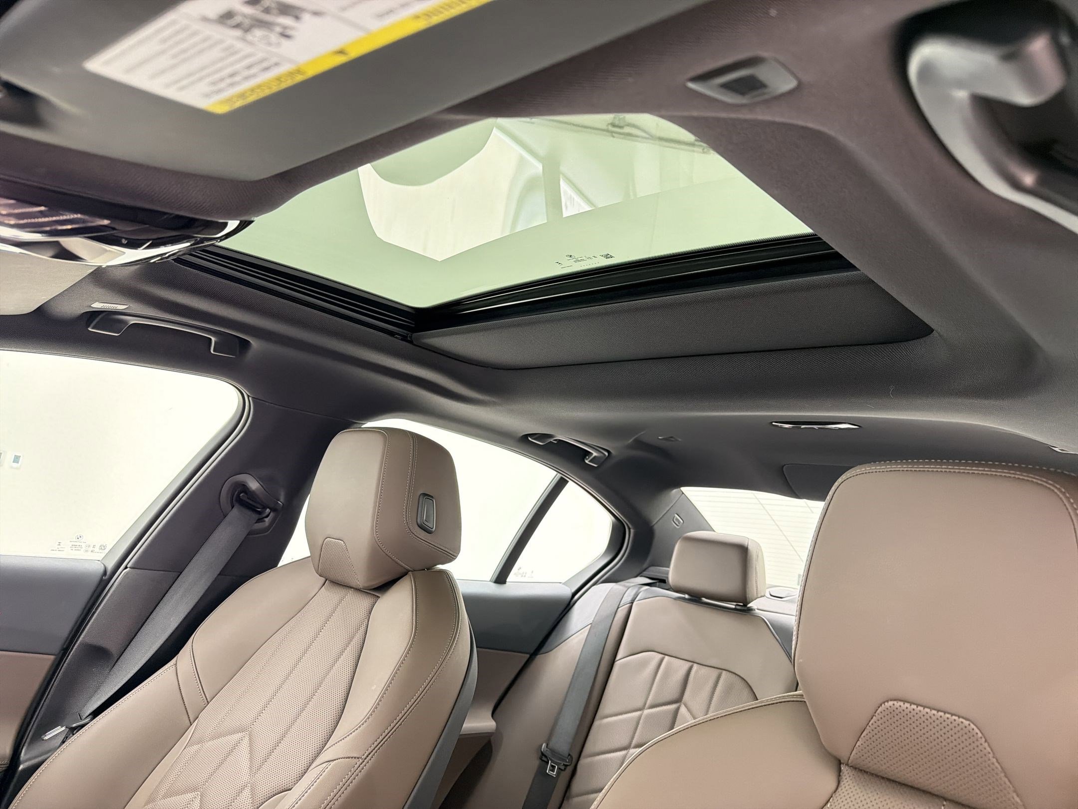 Certified 2024 BMW i5 eDrive40i w/ M Sport Package image 15