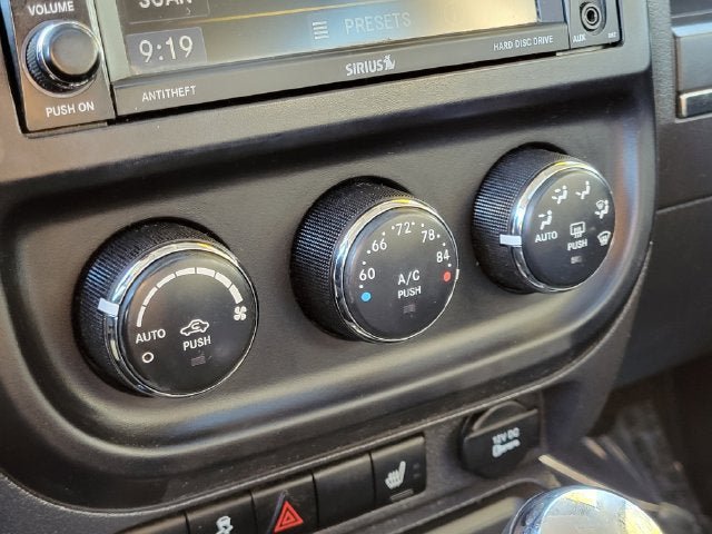 Certified 2017 Jeep Patriot High Altitude FWD image 17
