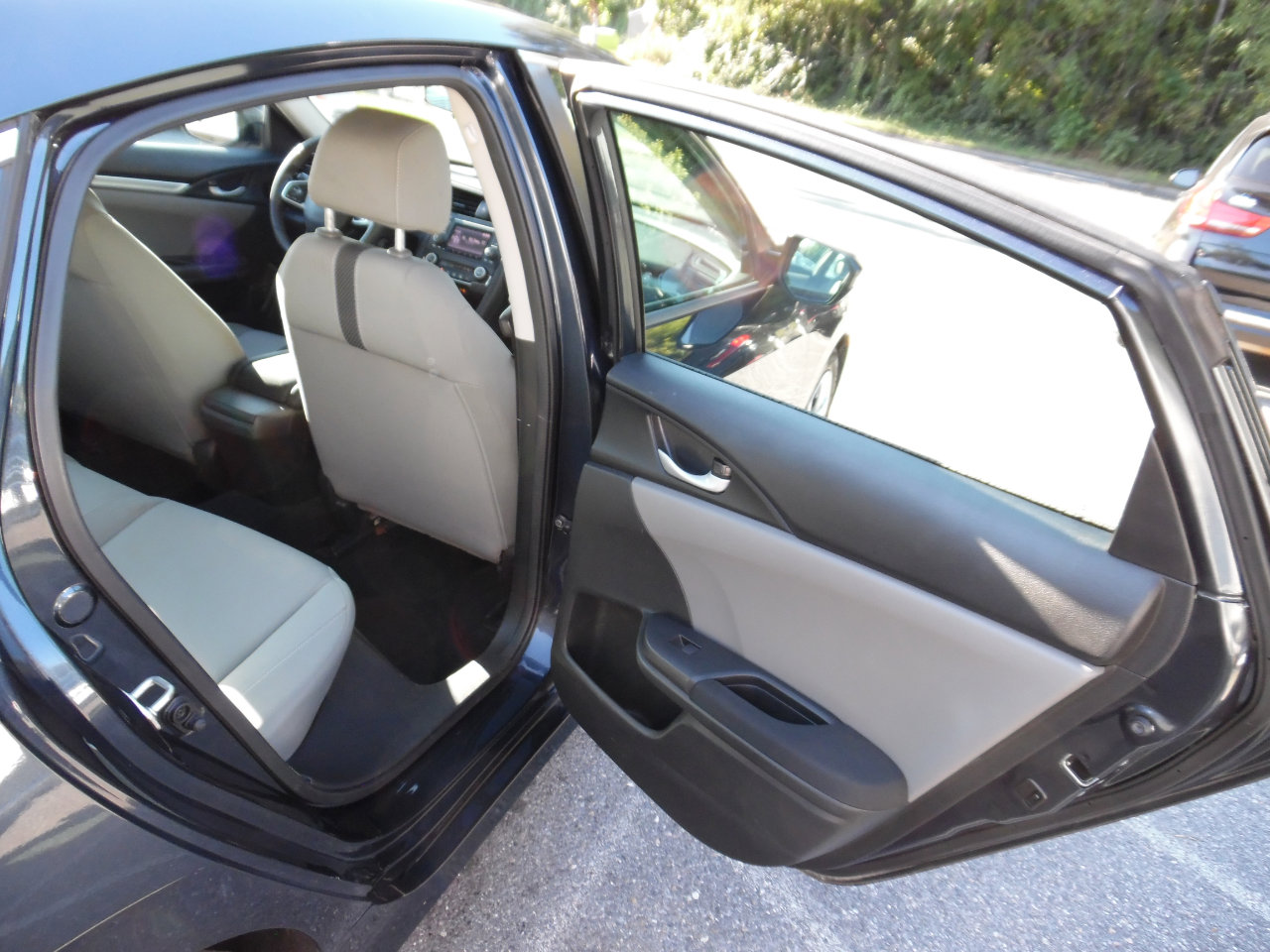 Used 2018 Honda Civic LX image 19