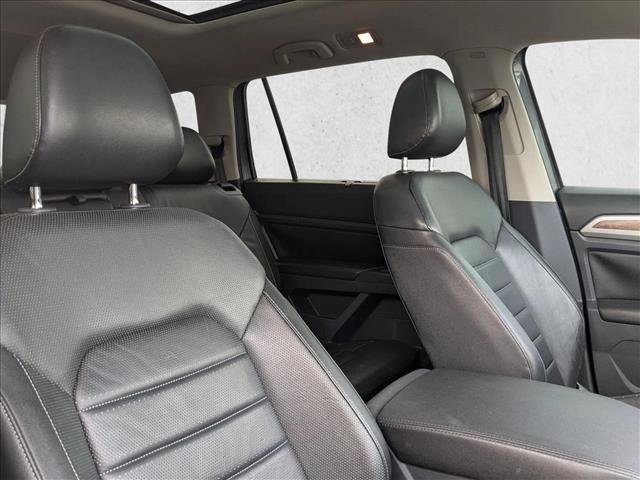 Used 2018 Volkswagen Atlas SEL Premium image 19