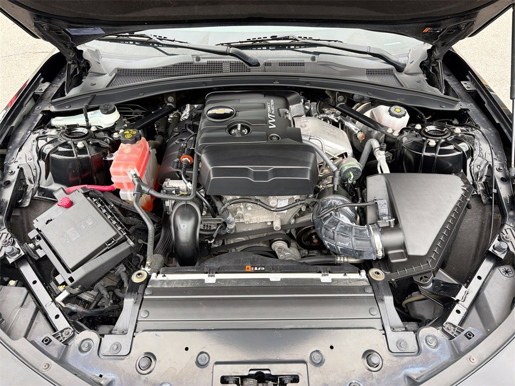 Used 2023 Chevrolet Camaro LT image 30