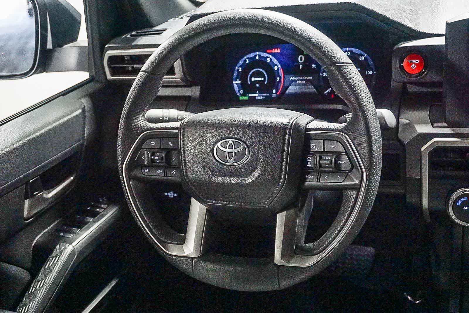 Certified 2025 Toyota Tacoma TRD Off-Road AWD/4WD image 18