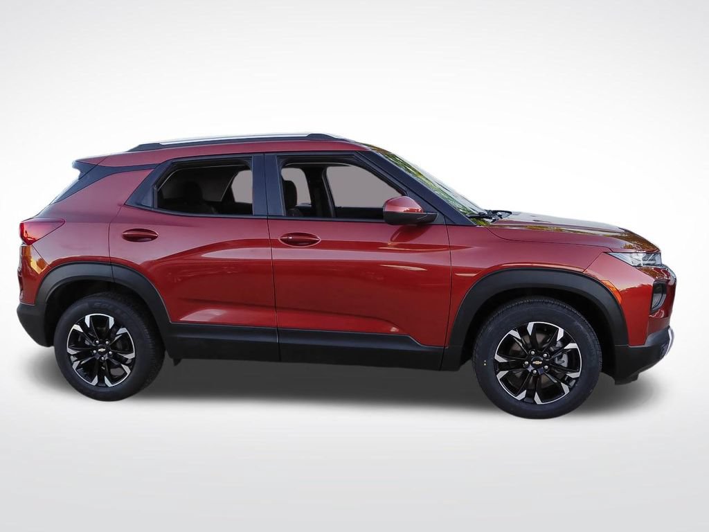 Certified 2021 Chevrolet TrailBlazer LT w/ Driver Confidence Package FWD image 8