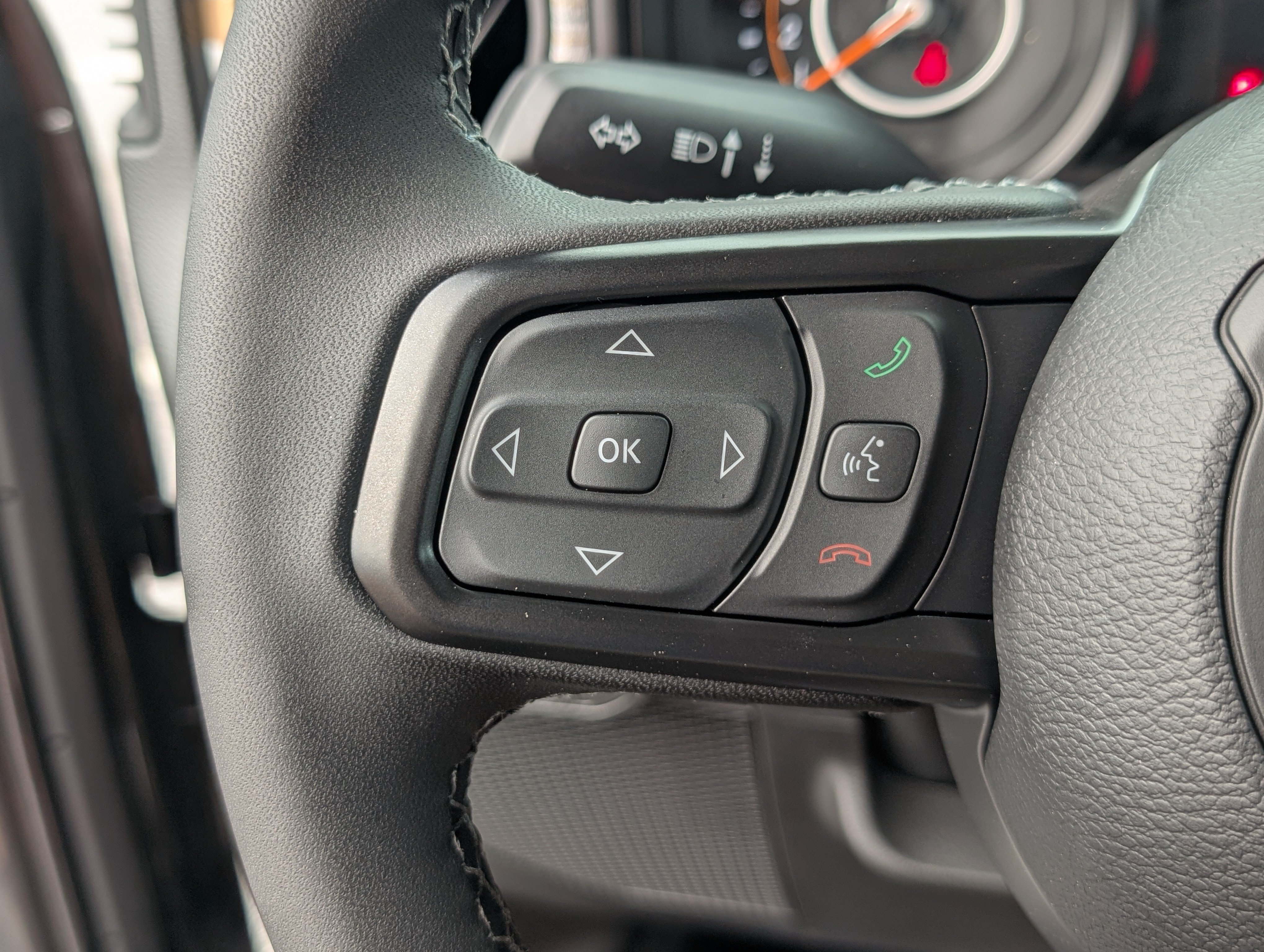 New 2026 Jeep Gladiator Sport AWD/4WD image 18