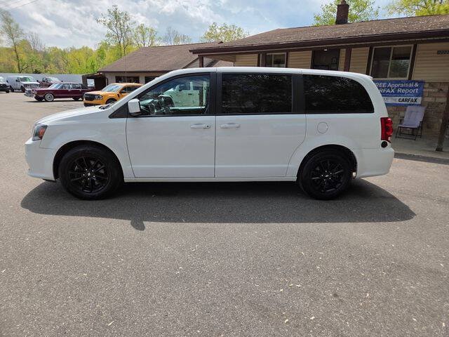 Used 2020 Dodge Grand Caravan GT FWD image 3