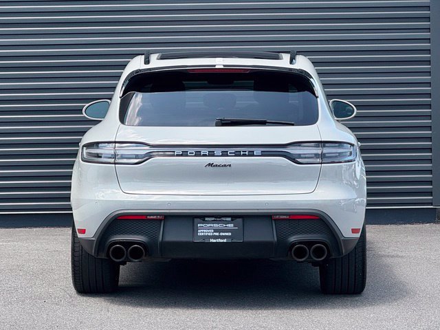 Certified 2022 Porsche Macan AWD/4WD image 6