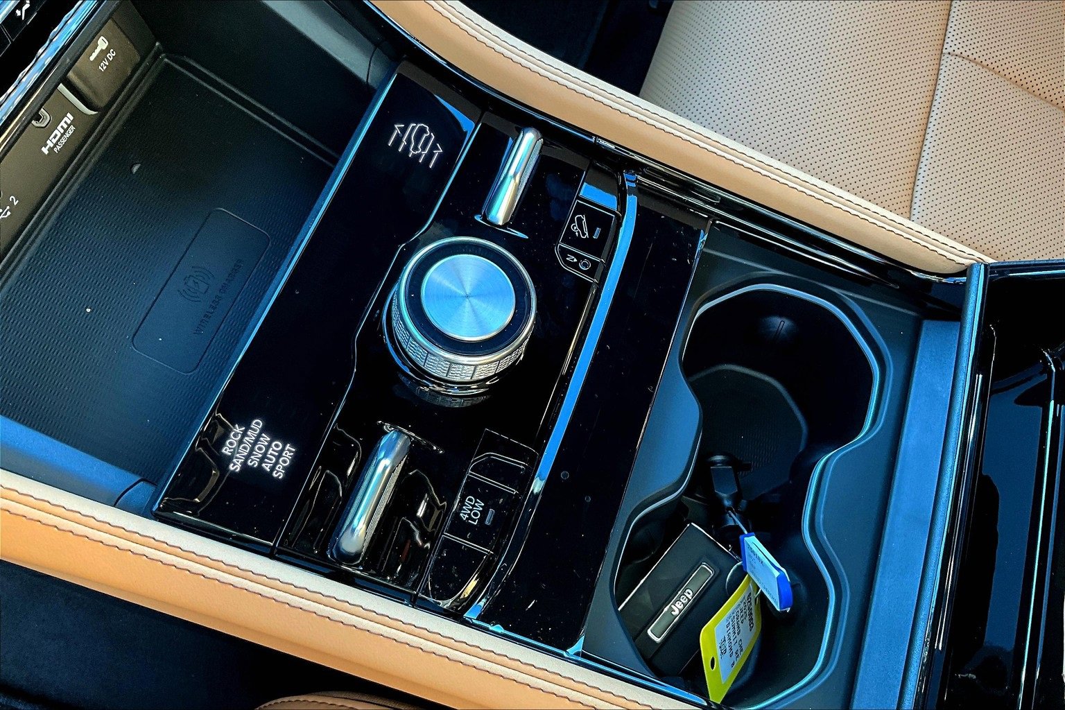 New 2025 Jeep Grand Cherokee Summit image 19