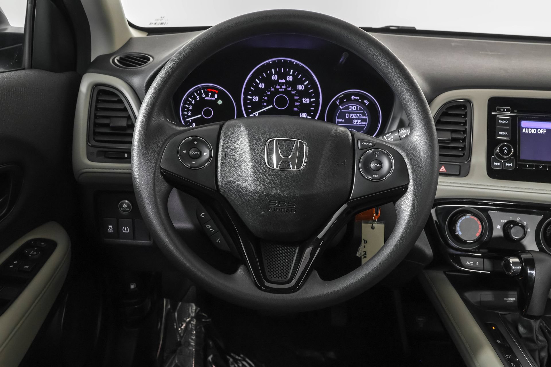 Used 2019 Honda HR-V LX image 24