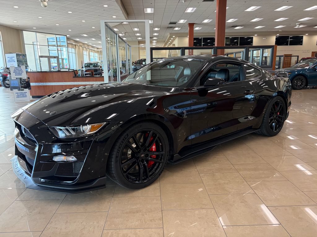 Used 2020 Ford Mustang Shelby GT500 w/ Technology Package RWD image 38
