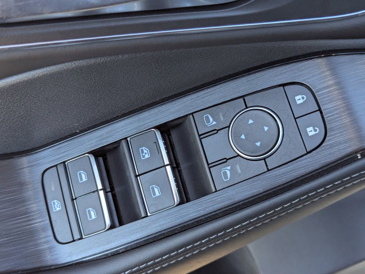 New 2026 Nissan Rogue Platinum w/ Platinum Premium Package image 17