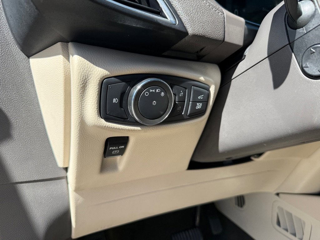 Used 2020 Lincoln Nautilus Reserve w/ Equipment Group 201A FWD image 18