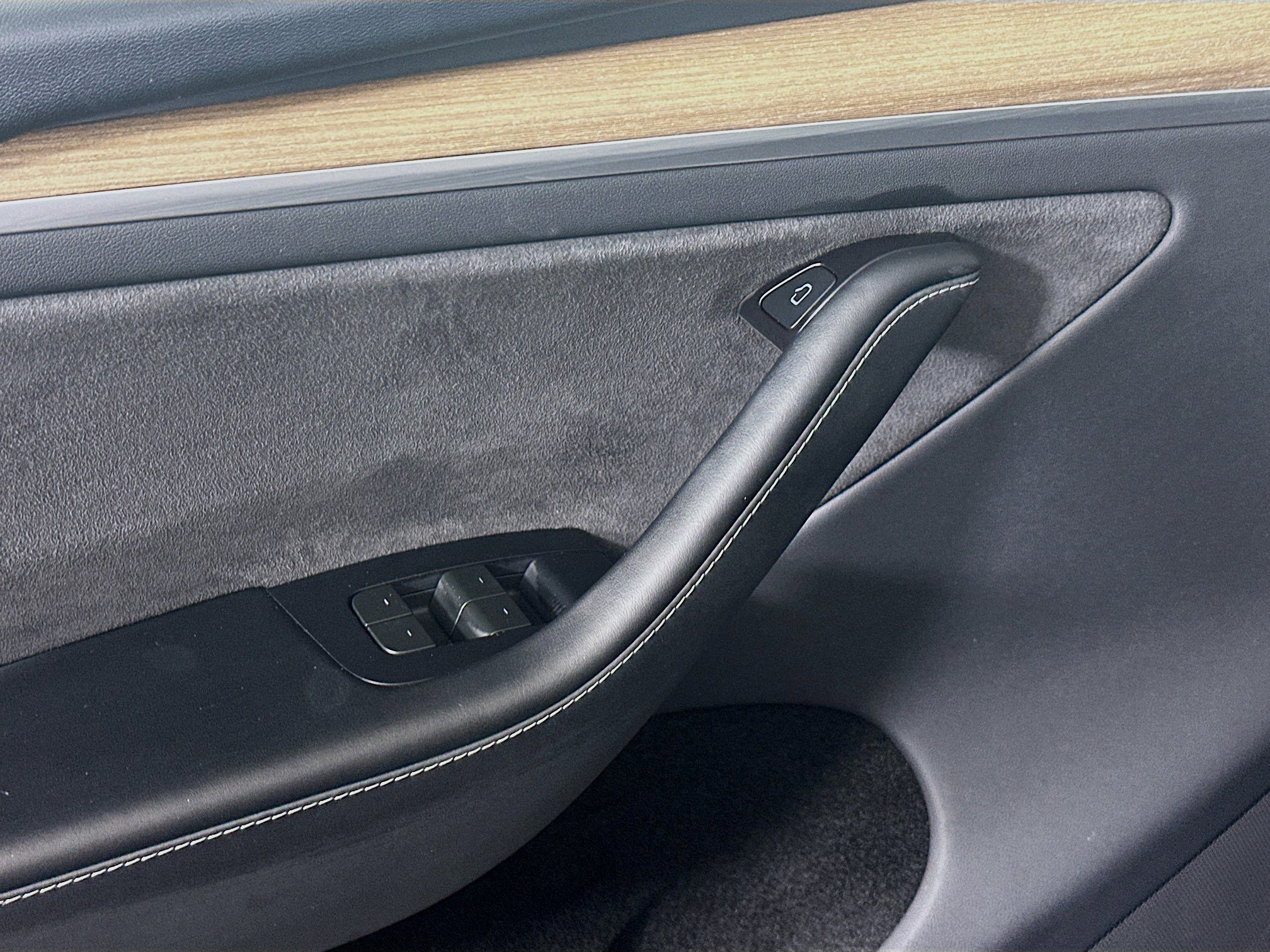 Used 2023 Tesla Model Y Long Range image 15