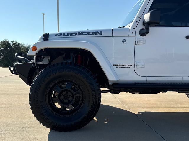 Used 2012 Jeep Wrangler Unlimited Rubicon w/ Dual Top Group AWD/4WD image 5
