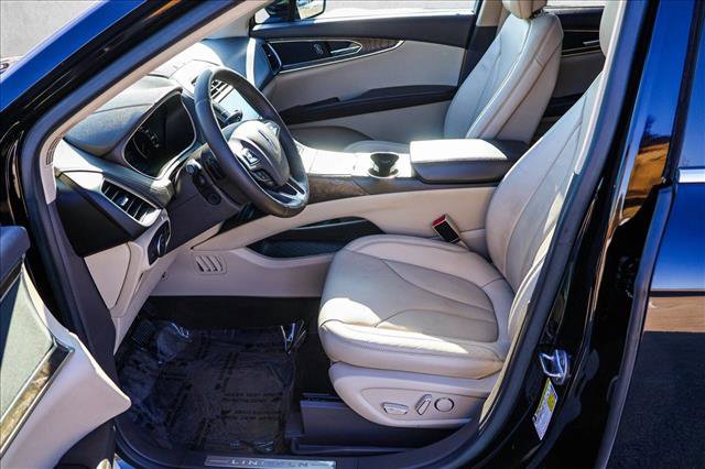 Used 2016 Lincoln MKX Reserve w/ Technology Package image 12