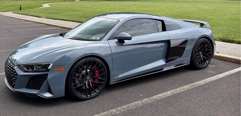 Used 2020 Audi R8 V10 AWD/4WD image 2
