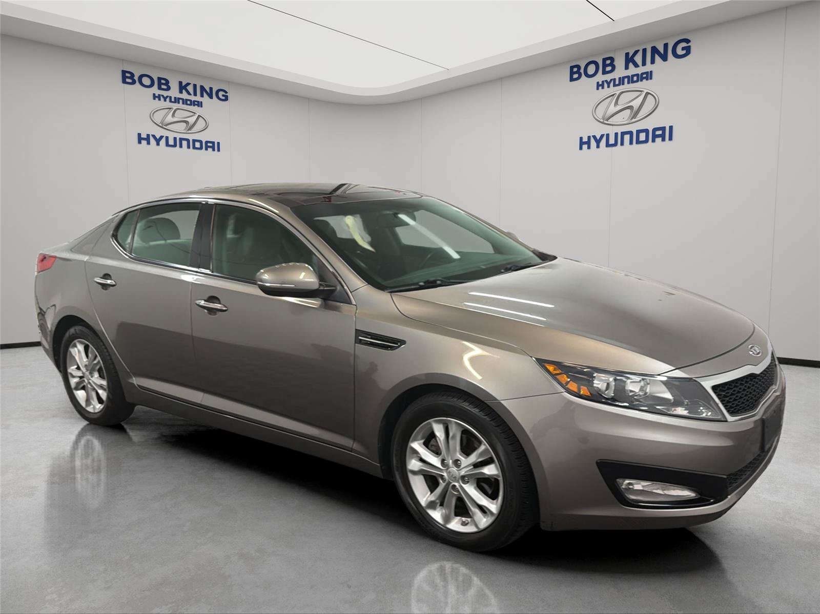 Used 2012 Kia Optima EX w/ Premium Pkg FWD image 7