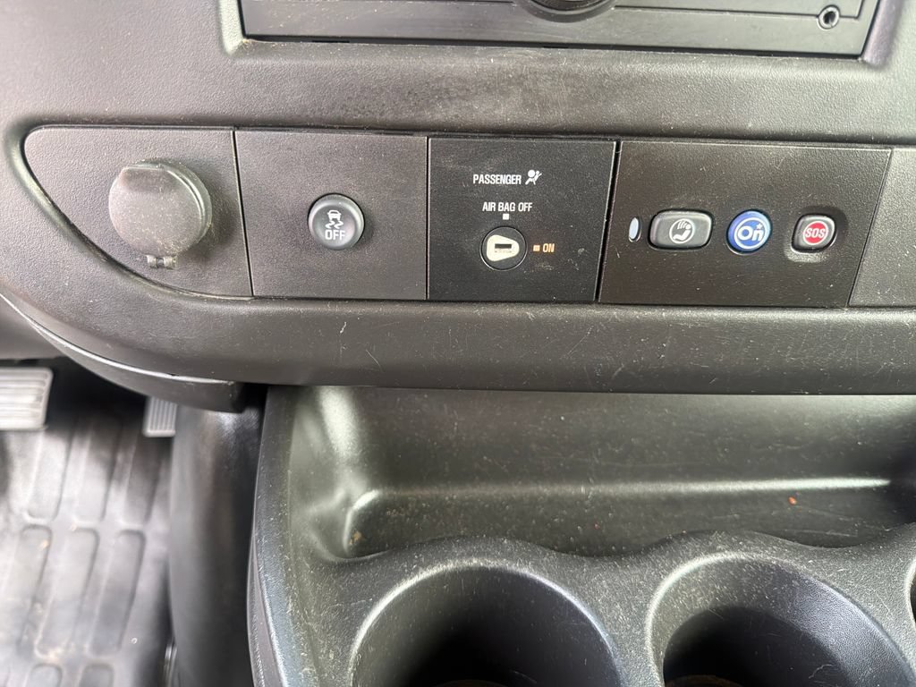 Used 2017 Chevrolet Express 3500 LS RWD image 16