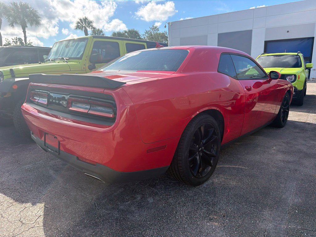 Used 2017 Dodge Challenger SXT Plus RWD image 5