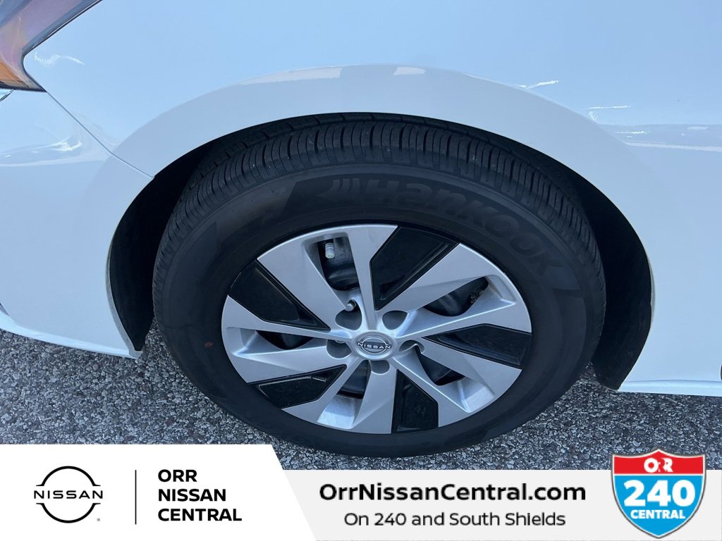 Certified 2025 Nissan Altima 2.5 S image 9