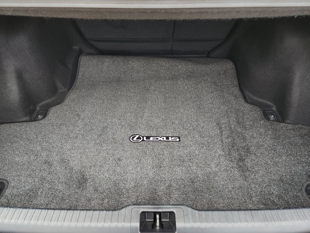 Used 2022 Lexus IS 300 w/ Premium Package RWD image 27