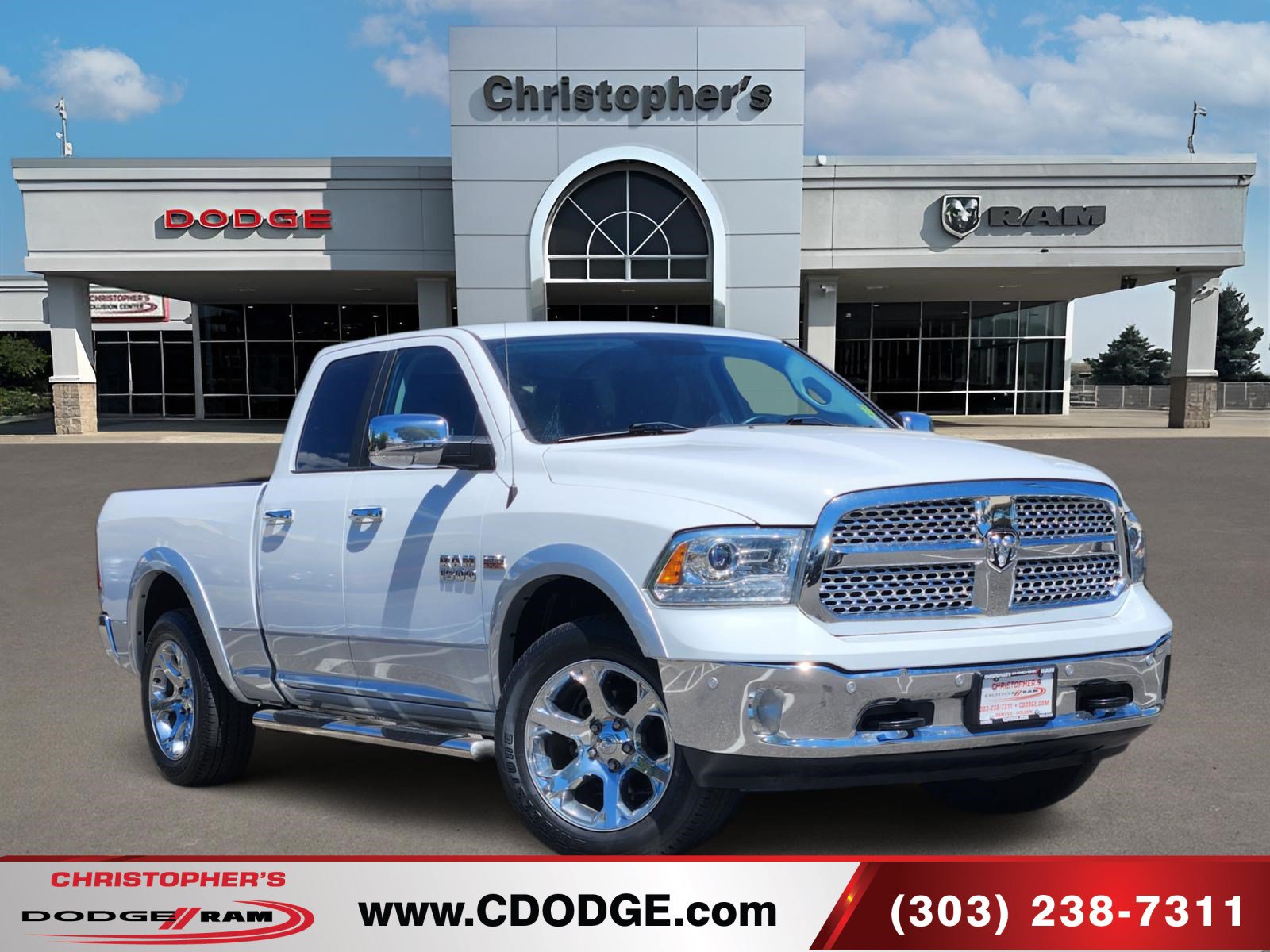 Used 2017 RAM 1500 Laramie w/ Convenience Group AWD/4WD image 1