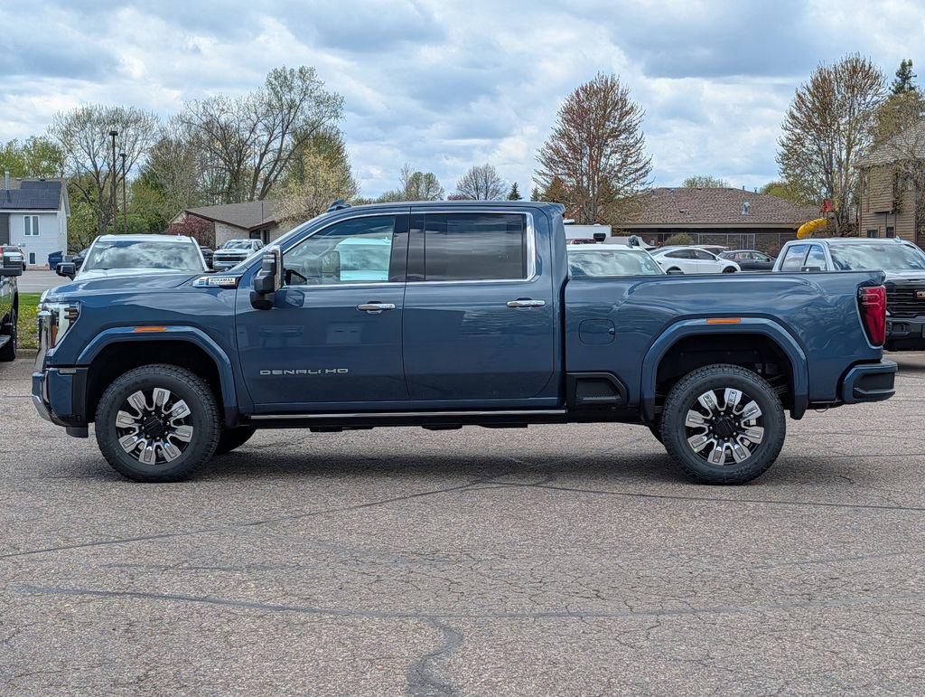 New 2026 GMC Sierra 3500 Denali w/ Denali Reserve Package AWD/4WD image 7