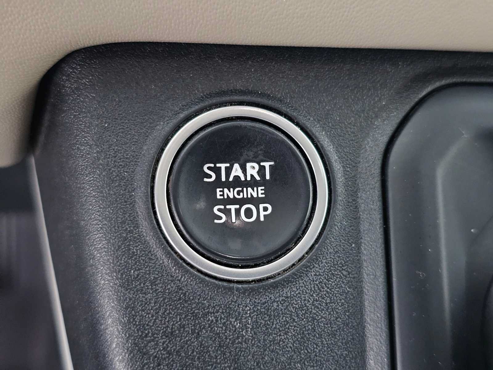 Used 2020 Land Rover Defender 110 HSE AWD/4WD image 31