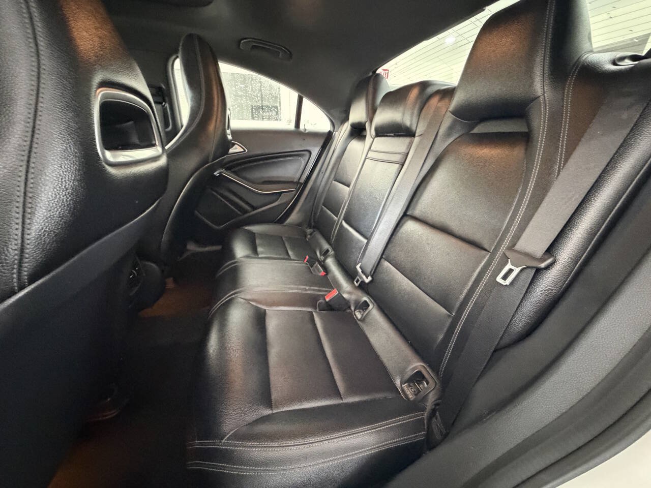 Used 2016 Mercedes-Benz CLA 250 4MATIC image 21