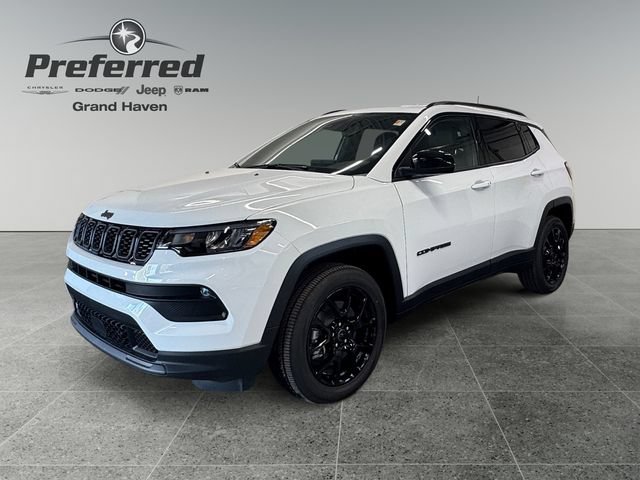 Used 2026 Jeep Compass Latitude w/ Quick Order Package 29K AWD/4WD image 4