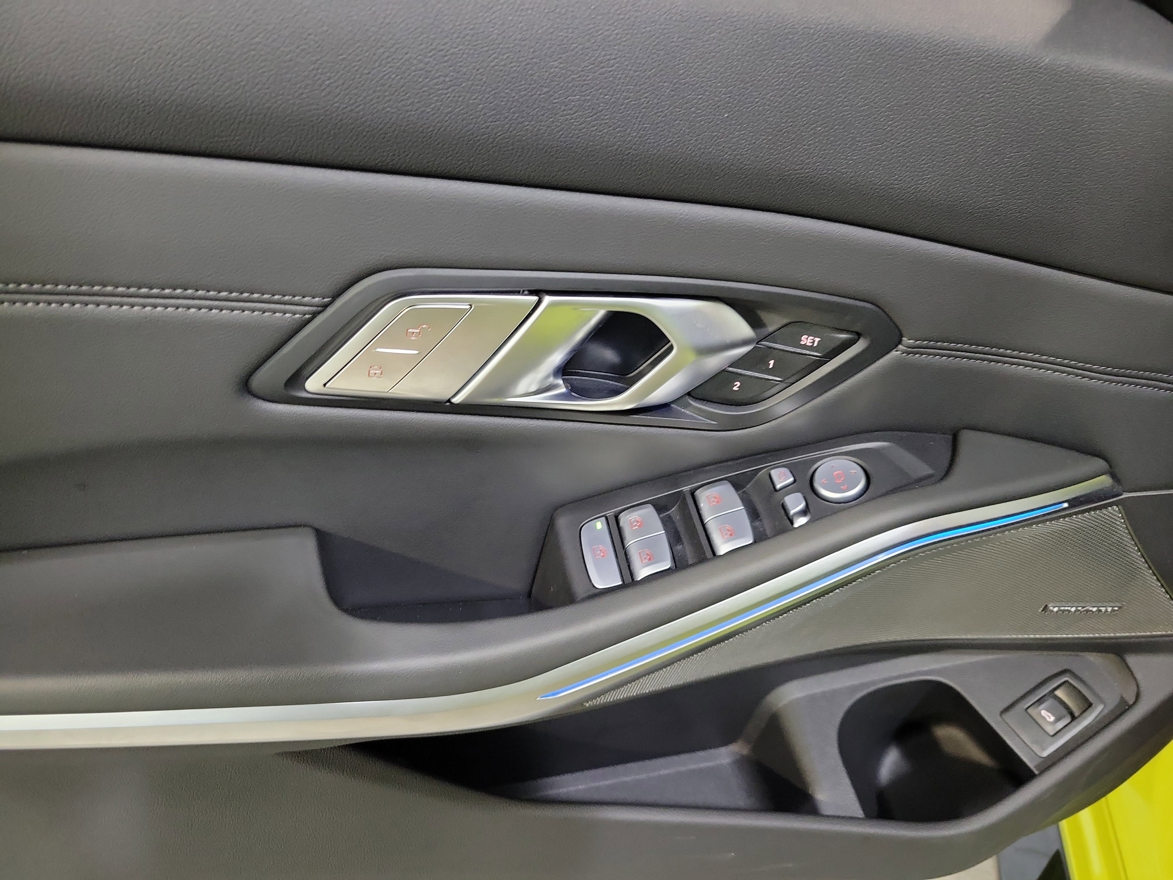 Used 2025 BMW M3 RWD image 18
