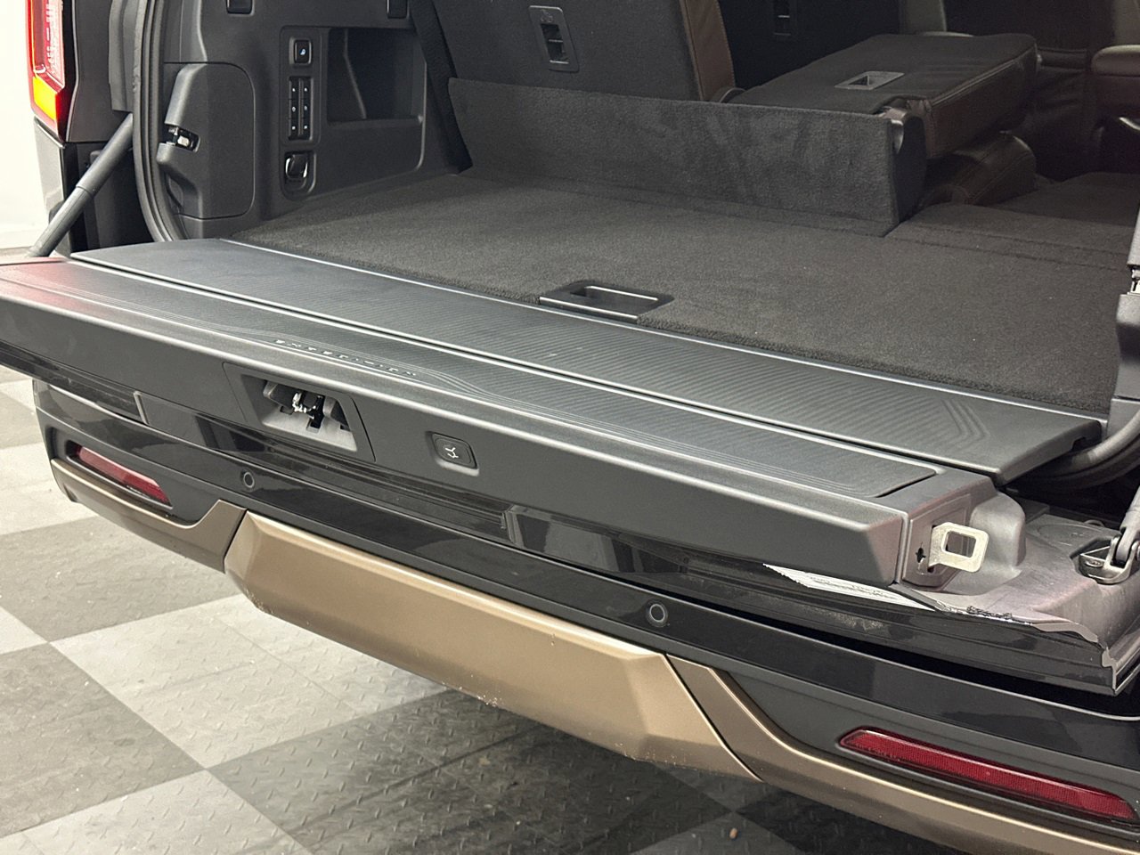 New 2025 Ford Expedition King Ranch image 12