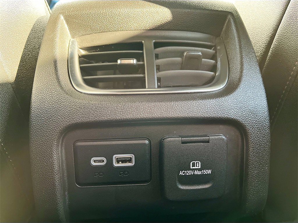 Used 2024 Chevrolet Blazer Premier w/ Driver Confidence II Package image 28