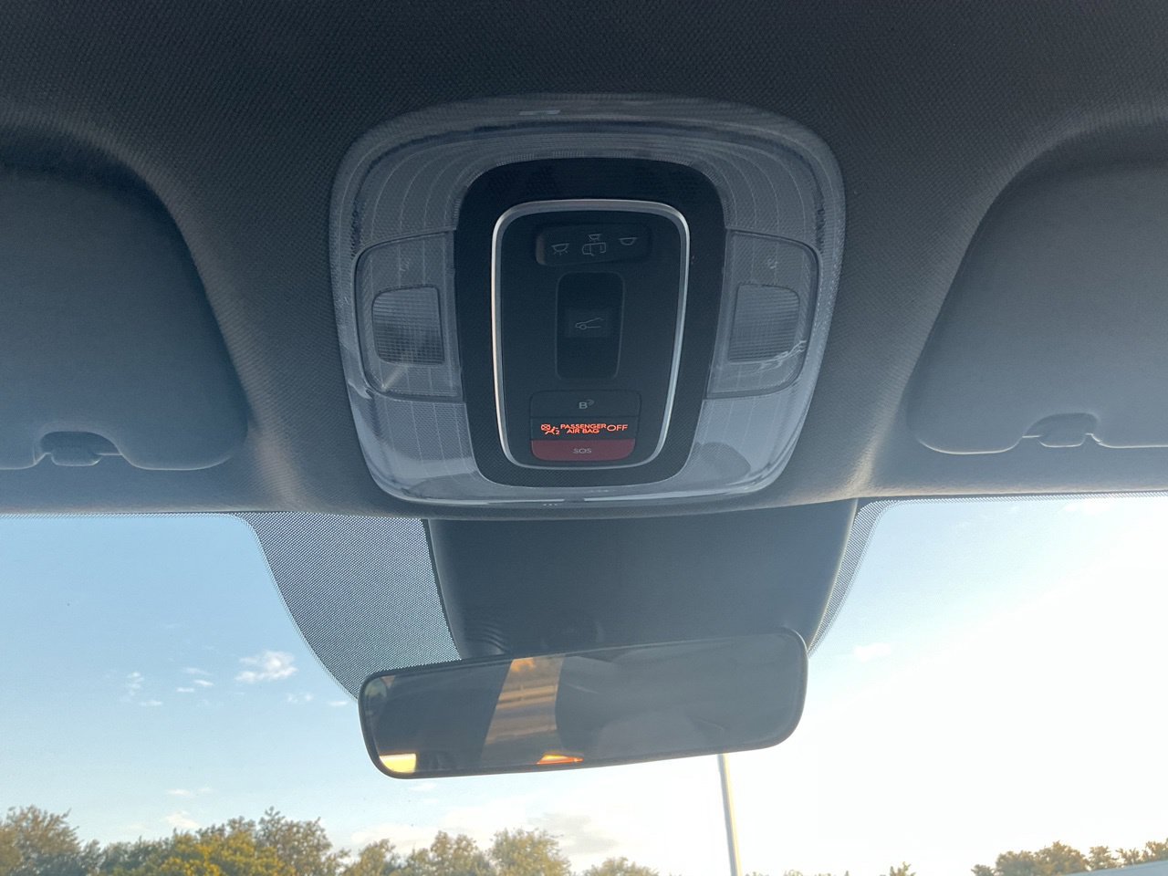 Used 2025 Hyundai Elantra SEL FWD image 14