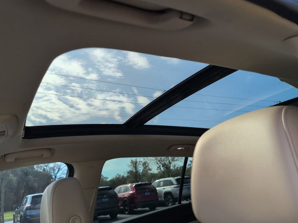 Used 2017 Buick Envision Premium w/ Driver Confidence Package image 18