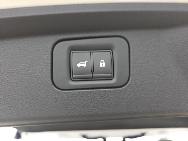 New 2026 Nissan Armada SL w/ Captain's Chari Seat Package AWD/4WD image 13