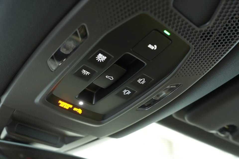 Certified 2026 Porsche Cayenne AWD/4WD image 36