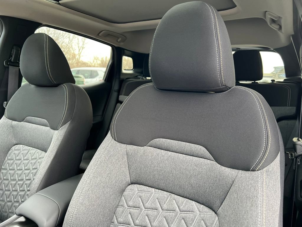 New 2026 Nissan Kicks SV w/ SV Premium Package image 9