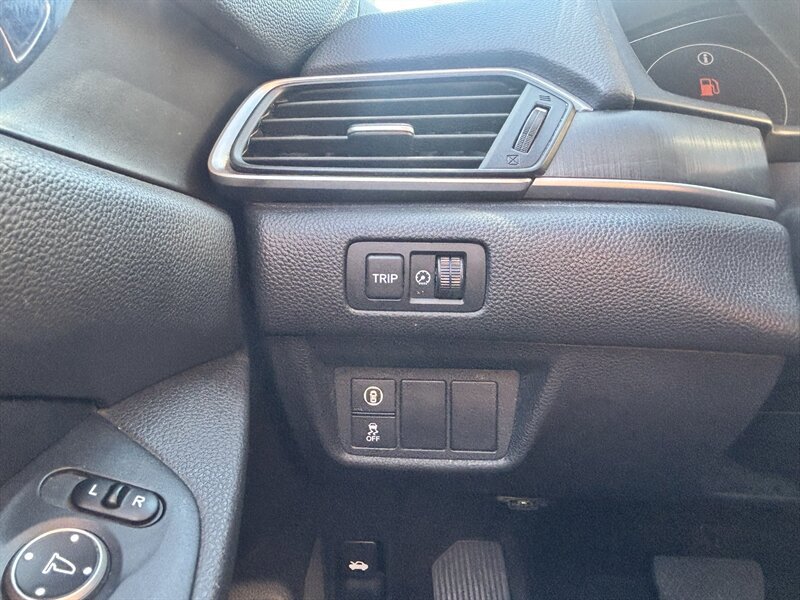 Used 2019 Honda Accord LX image 29