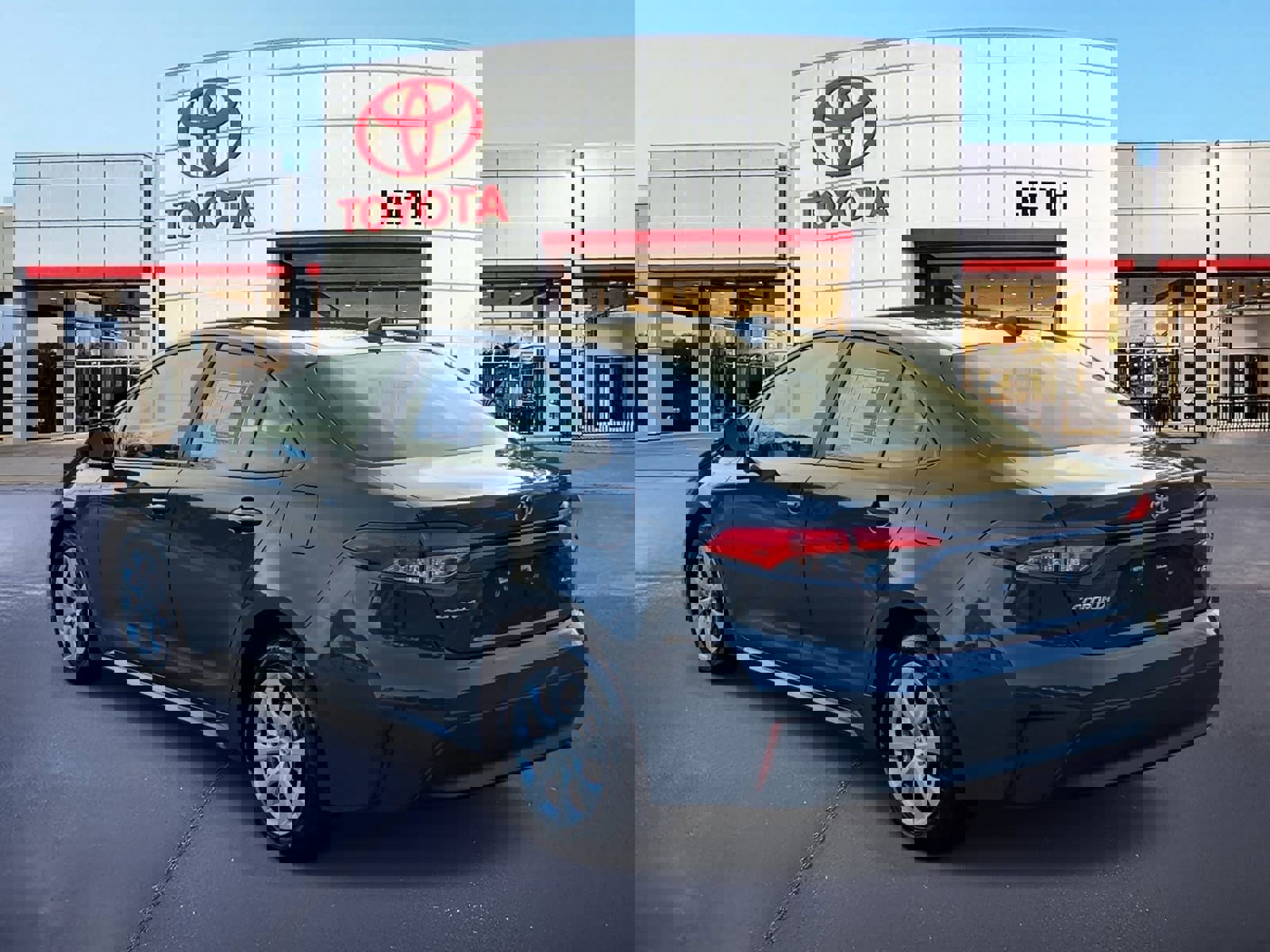 Used 2024 Toyota Corolla LE image 7