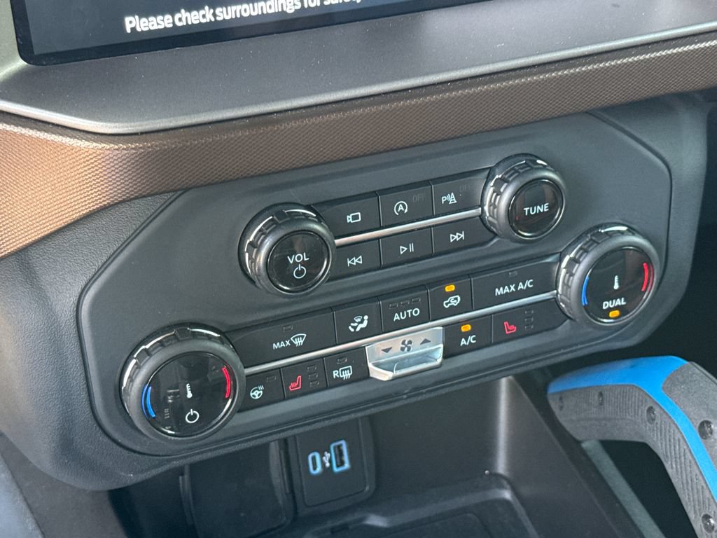Used 2022 Ford Bronco Outer Banks AWD/4WD image 25