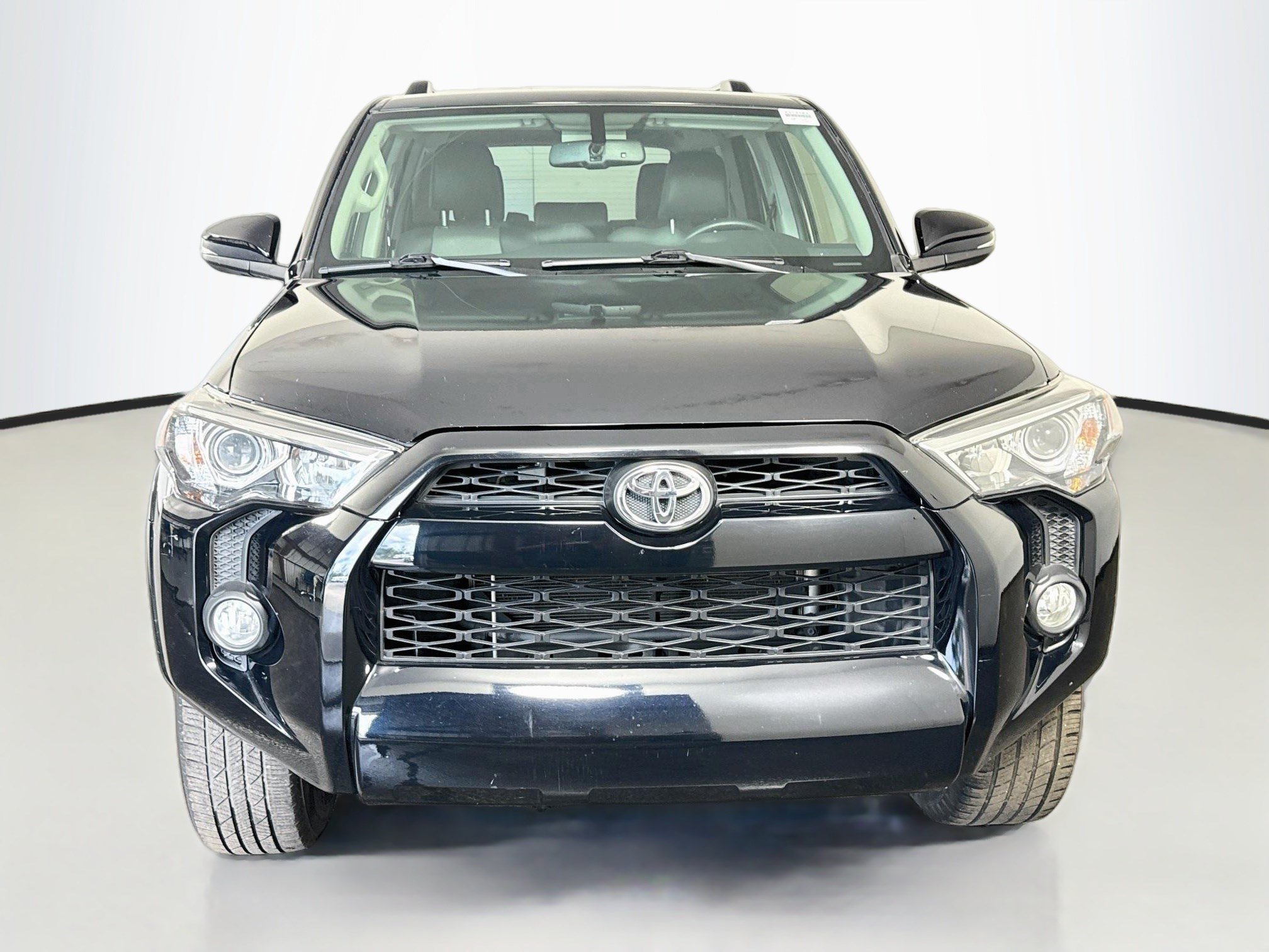 Used 2019 Toyota 4Runner SR5 Premium RWD image 2